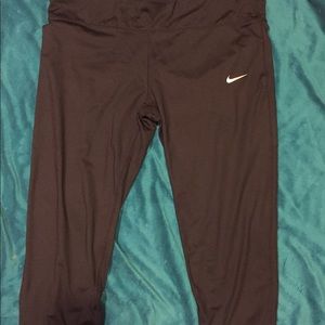 Nike Capri Leggings NWOT
